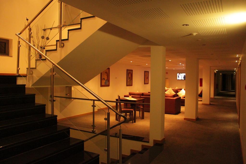 Hotel O Gato & Spa Одивелаш Экстерьер фото